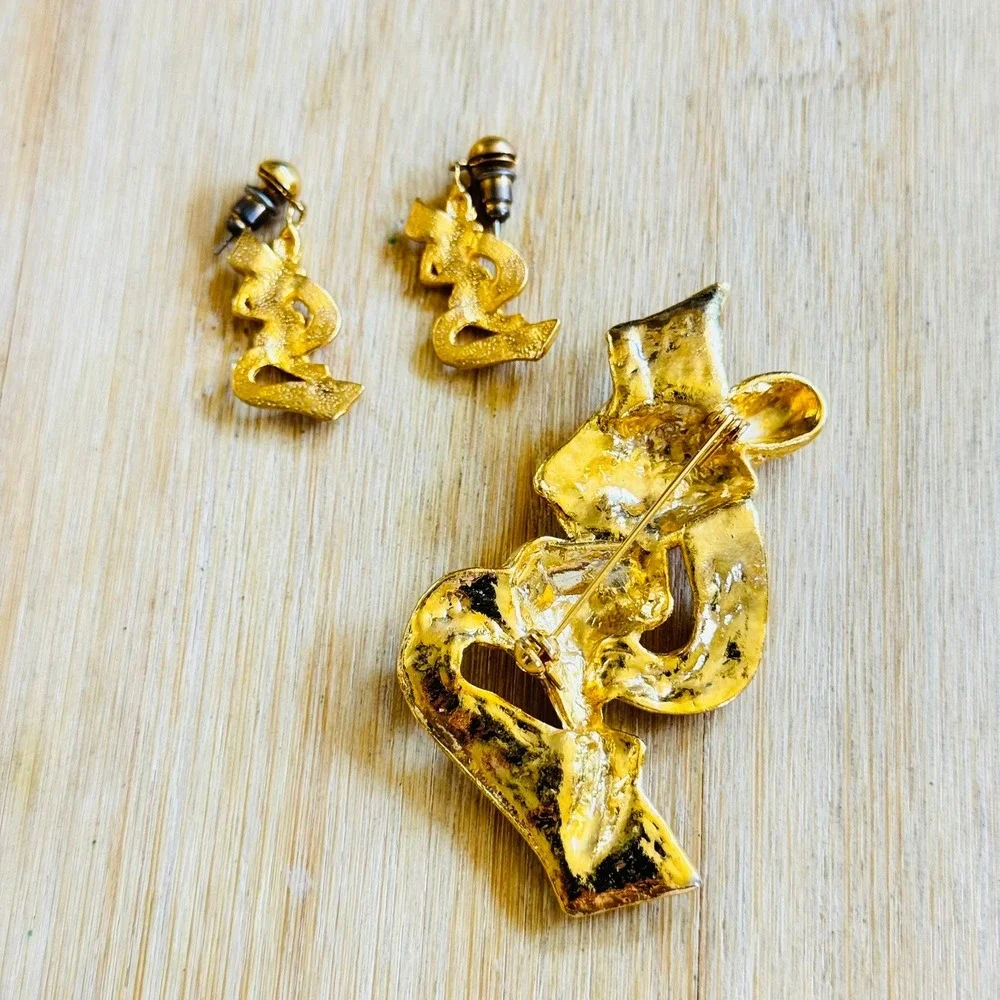 N/A clasp mcm
